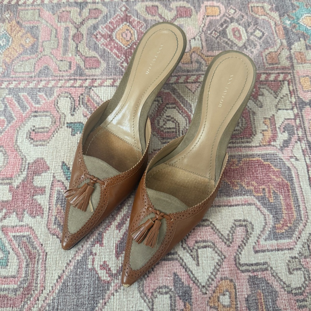 Vintage Ann Taylor Brown Tassel Women's Mule Heels